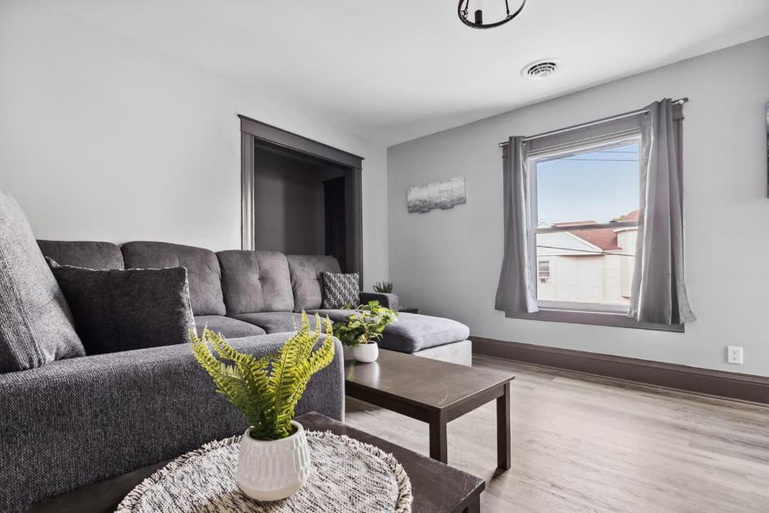 Spacious 6Br 2Ba Minutes For The Falls & Casino Niagara Falls Ngoại thất bức ảnh