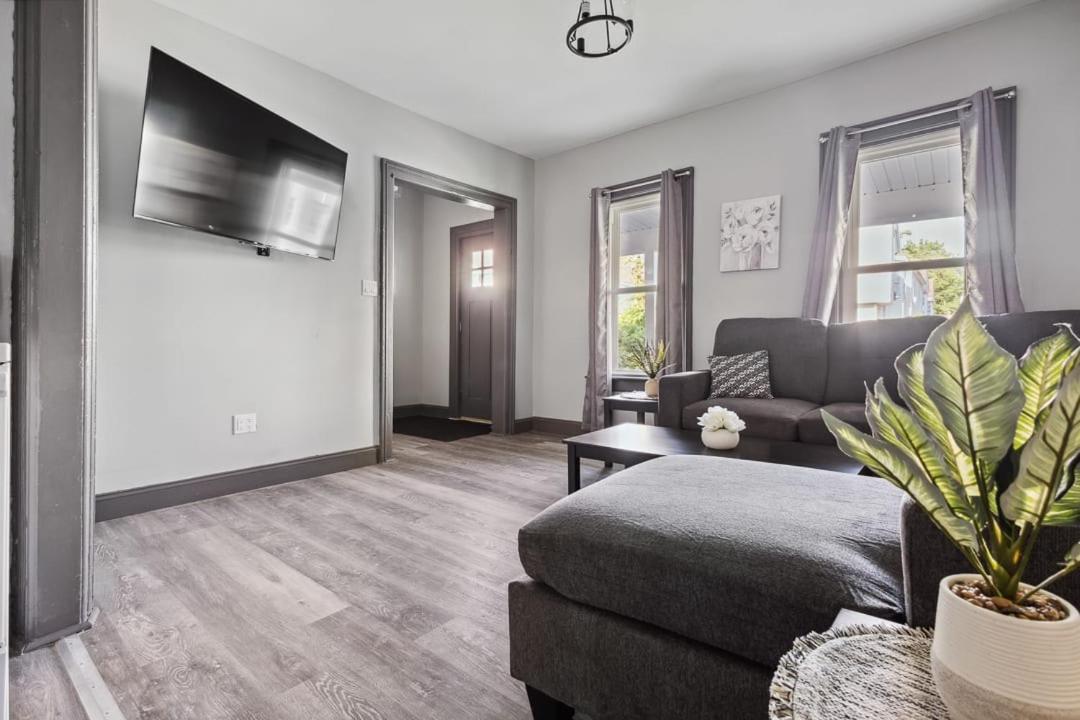 Spacious 6Br 2Ba Minutes For The Falls & Casino Niagara Falls Ngoại thất bức ảnh