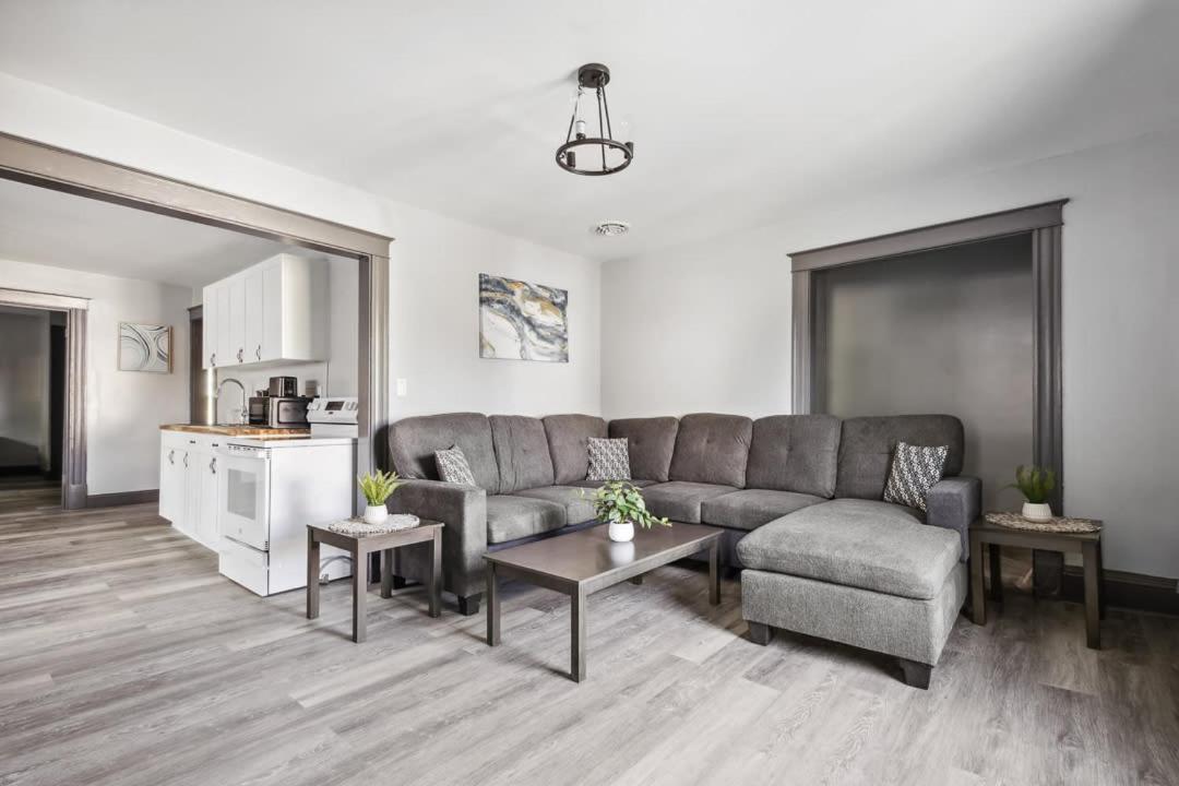 Spacious 6Br 2Ba Minutes For The Falls & Casino Niagara Falls Ngoại thất bức ảnh
