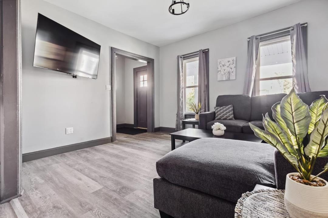 Spacious 6Br 2Ba Minutes For The Falls & Casino Niagara Falls Ngoại thất bức ảnh